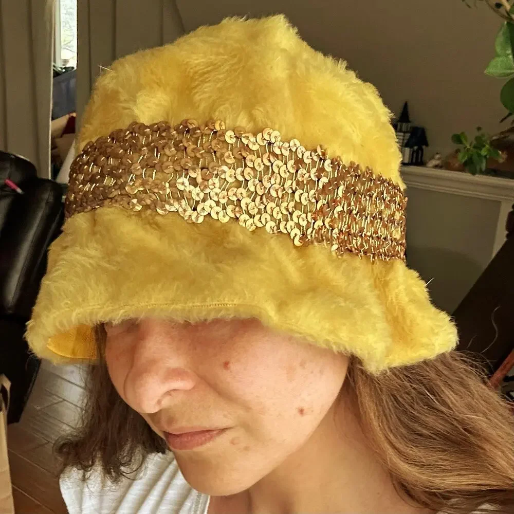 Vintage Union made USA yellow bucket hat made w/ stretchy lace 50’s 60’s